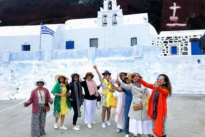 Private Santorini Highlights Day Tour - Kamari as another beach option