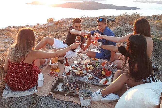 Private Santorini Sunset Picnic Experience - What arrives on the picnic table