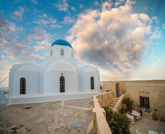 Private Santorini Sunset Wine Tour with Tastings and Tapas - Key points to know before booking