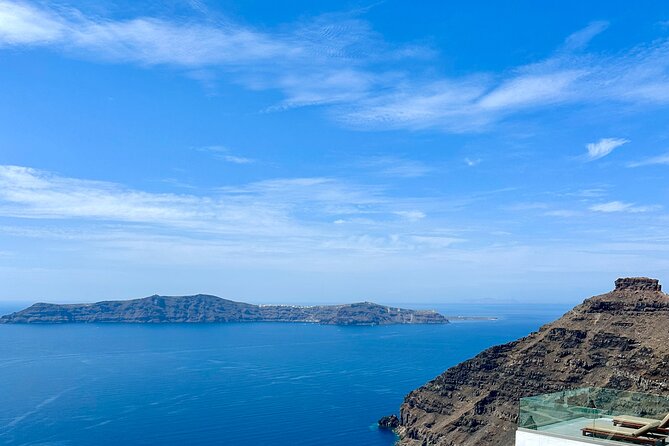 Private Santorini Tour: The Highlights Luxury Vehicle - What the price means for your group