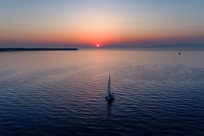 Private Sunset Cruise with Dinner and Drinks! - The volcano gives the cruise its shape