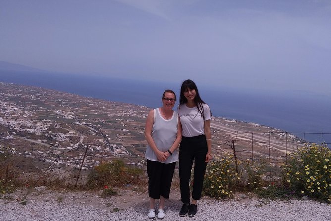 Private Tour Santorini best Attractions - What this four-hour Santorini tour is really trying to do