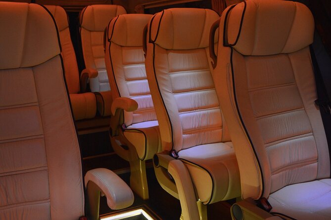 Private Transfer , from or to Santorini Airport / Port / Hotel - Airport Pickups and Hotel Drop-Offs