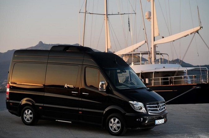 Private Transfer from Santorini Airport to Santorini - Who will get the most from this transfer