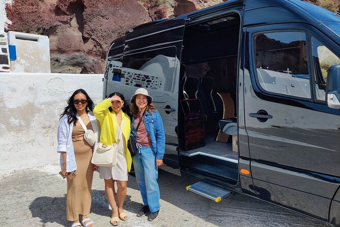 Private Transfer from-to Santorini airport to-from anywhere in Santorini Island - Who should book this transfer