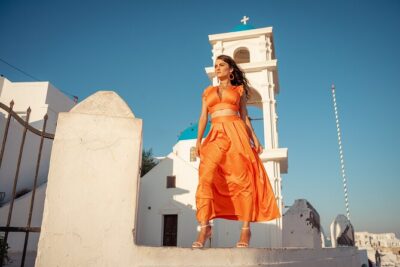 Private Walking Tour in Santorini with Personal Photographer