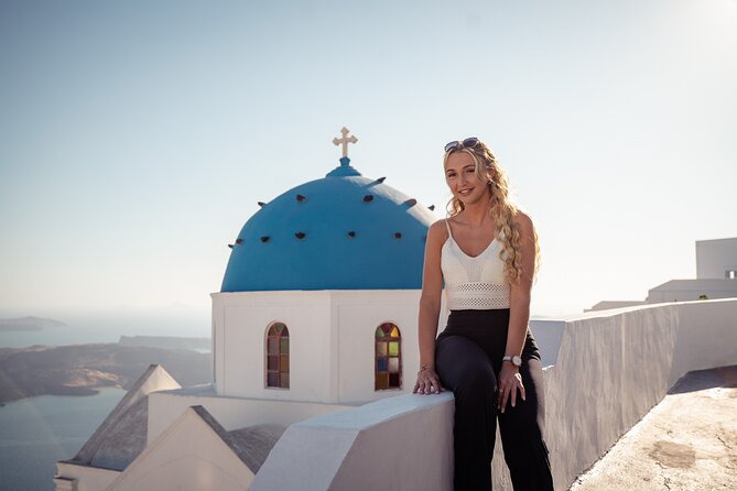 Private Walking Tour in Santorini with Personal Photographer - Timing, weather, and practical planning