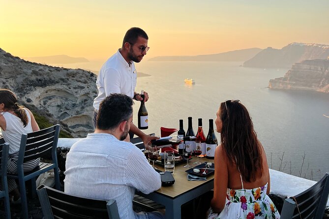Private Wine Tour in 3 Wineries with 12 Wine Tastings and Tapas - Key points to know before booking