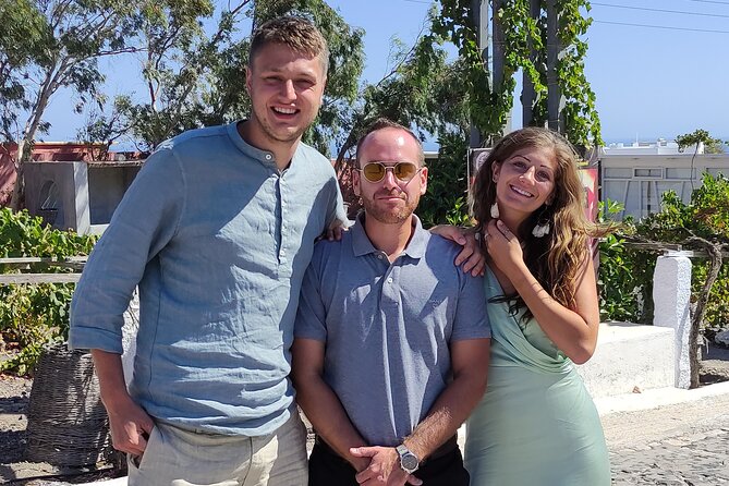Private Wine Tour in 3 Wineries with 12 Wine Tastings and Tapas - Why Santorini wine deserves an afternoon