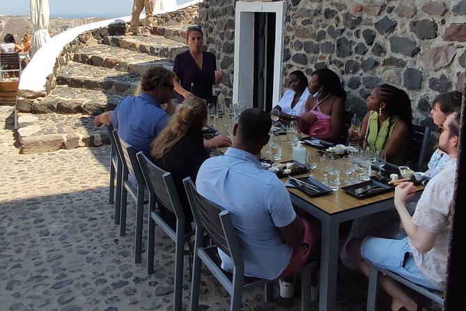 Private Wine Tour in 3 Wineries with 12 Wine Tastings and Tapas - Is $277.56 per person a fair price?