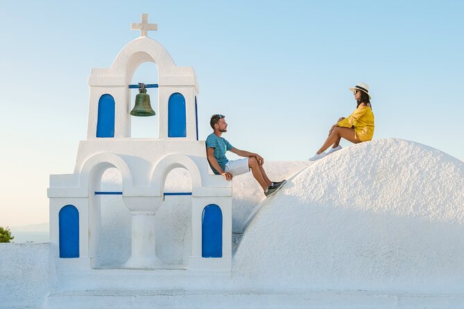 Professional Photoshoot at Oia Village Santorini - Key points to know before booking
