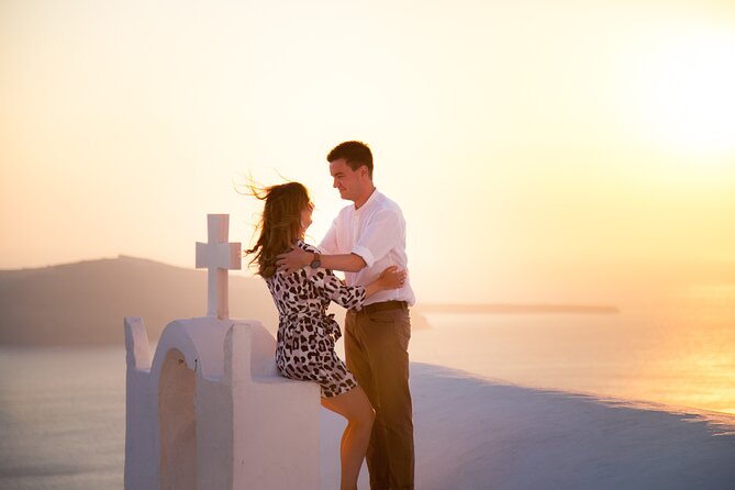 Proposal Photoshoot Santorini - Keeping the Proposal Secret