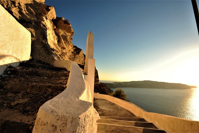Santorini 3-Winery Tour with 12 Wine Tastings and Oia Sunset - What the guides add to the experience
