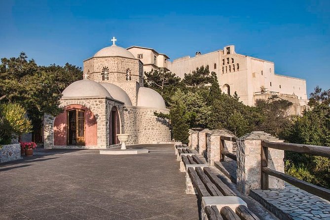 Santorini 4-Hour Private Tour including Wine Tasting, Shore Excursion - Firostefani: Ten Minutes at a Classic Church View