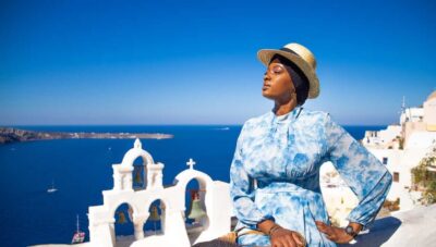 40-Minute Oia Photoshoot