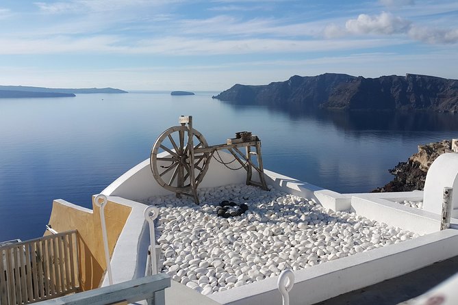 Santorini: 4hr Small Group Shore Excursion with Minimum Walking - What the small-group format really offers