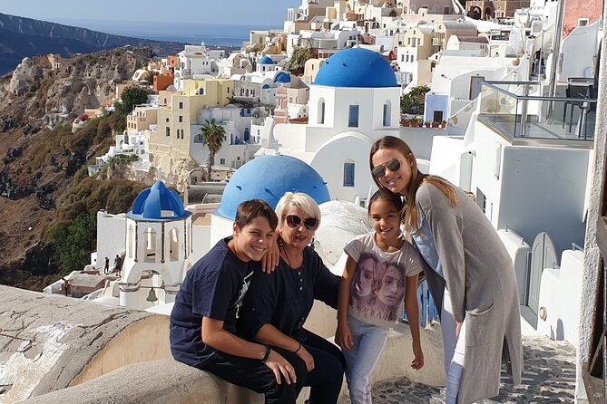 Santorini: 6hr Private Tour with Olive Oil, Beer or Wine Tasting - Oia and the Castle of St Nicholas
