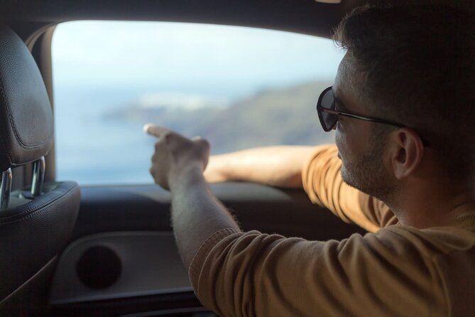 Santorini: Airport or Port One-Way Private Transfer - Airport Arrivals: A Calm Start to Your Stay