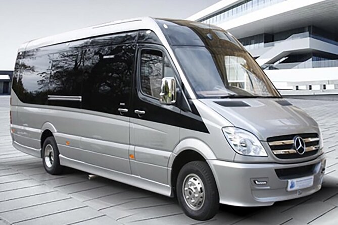 Santorini Airport to any Hotels or vice versa - Who should book this Santorini transfer?