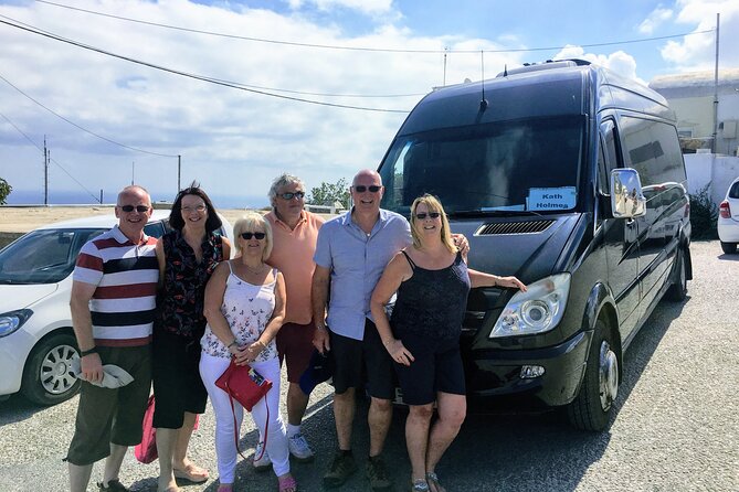Santorini Arrival Transfer & Travel Services - Communication is one of the strongest parts