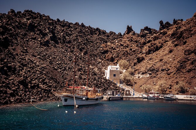 Santorini: Boat tour to Volcano, Hot Springs & Thirasia island - Palea Kameni: a warm swim from the boat