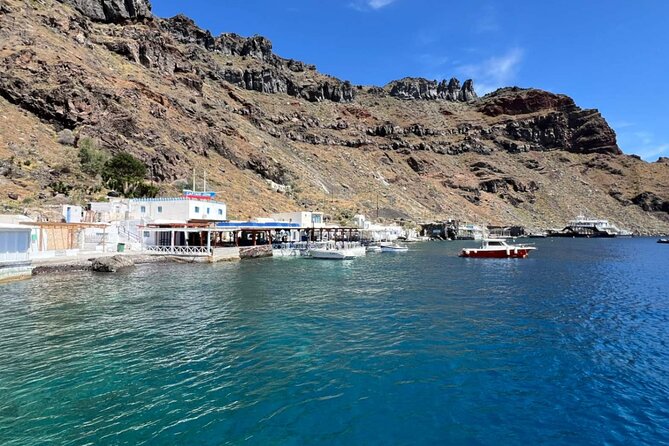 Santorini: Boat tour to Volcano, Hot Springs & Thirasia island - Who should book this five-hour excursion?