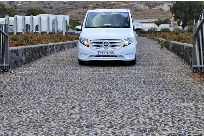 Santorini Cable Car-Free & Stress-Free Private Island Tour - Oia is the main event, with one hour to use well