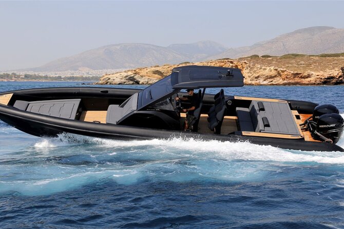 Santorini Caldera: Private Cruise with Speed Boat & Open Bar - Skaros Rock and Fira complete the caldera panorama