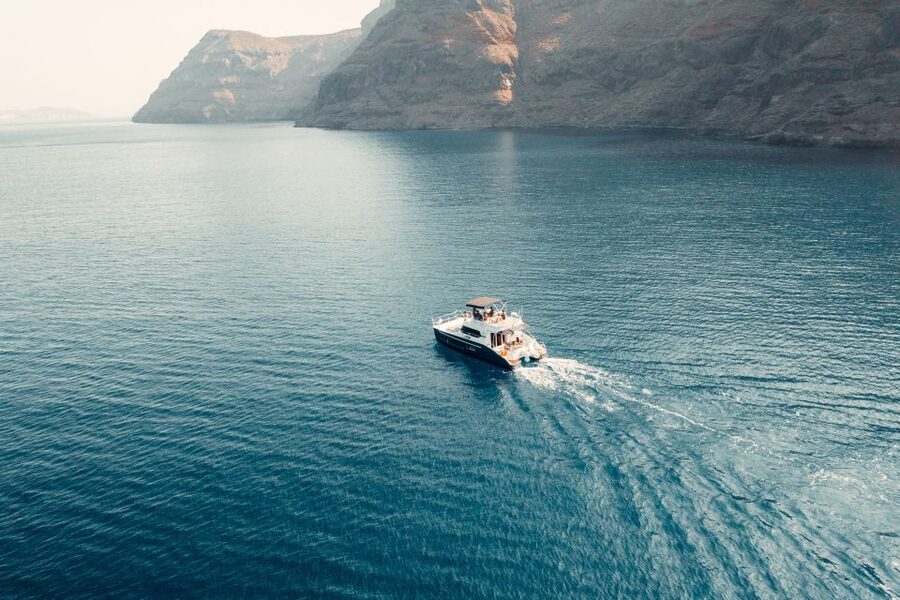 Santorini: Caldera Private Power Catamaran Cruise - Day cruise or sunset departure?