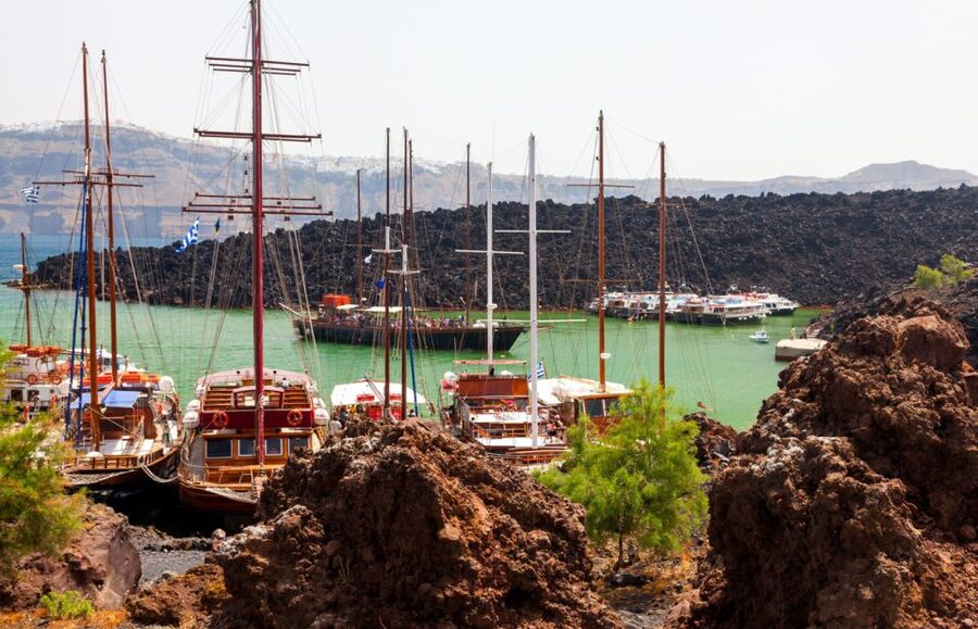 Santorini Caldera: Sunset Cruise with Dinner - Palea Kameni and the sulfur springs