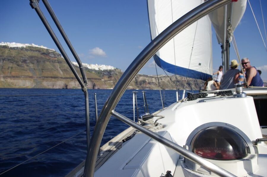 Santorini Caldera: Sunset Sailing Cruise with Meal - What makes this cruise worth your afternoon