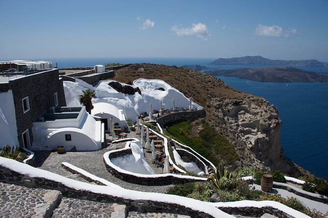 Santorini car tour with a local - Imerovigli and the famous blue dome