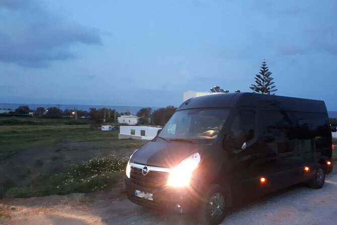 Santorini Chauffeur Services per Hour - Vehicle comfort for larger parties
