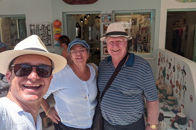 Santorini Classic Highlights and Sightseeing Private Tour - Oia: the famous view, with a plan for the crowds