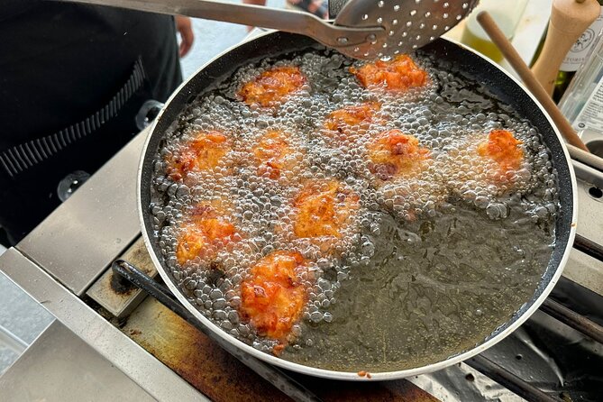 Santorini Cooking Class-2 Wineries: Special Honey Moon Experience - Key points to know before booking