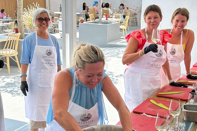 Santorini Cooking Class-2 Wineries: Special Honey Moon Experience - Why it works well for a honeymoon