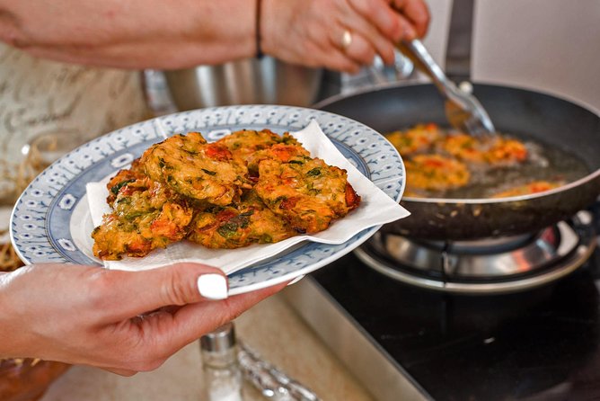 Santorini : Cooking Class & Easy Hike - Key details at a glance