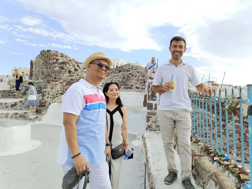 Santorini: Customizable Private Tour with a local Guide - Black Beach for lunch or a swim