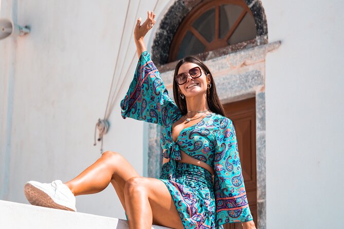 Santorini: Customized Private Photoshoot Walk in Oia - Oia becomes your photo studio