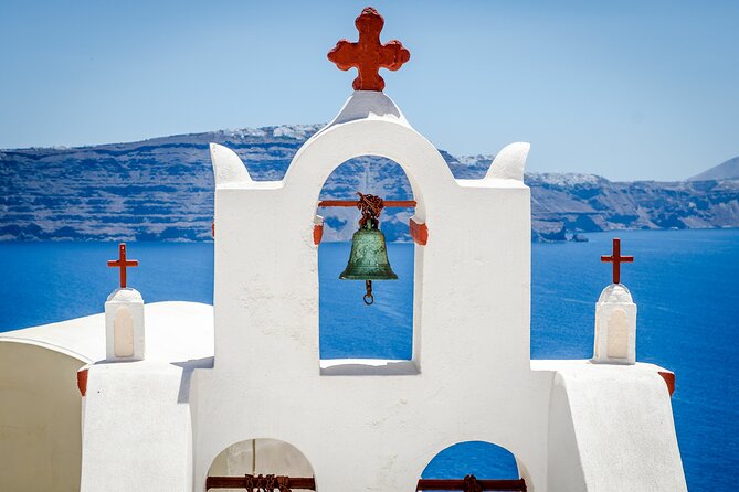 Santorini Deluxe Tour for Cruise Passengers - Perivolos Beach ends the day on black sand