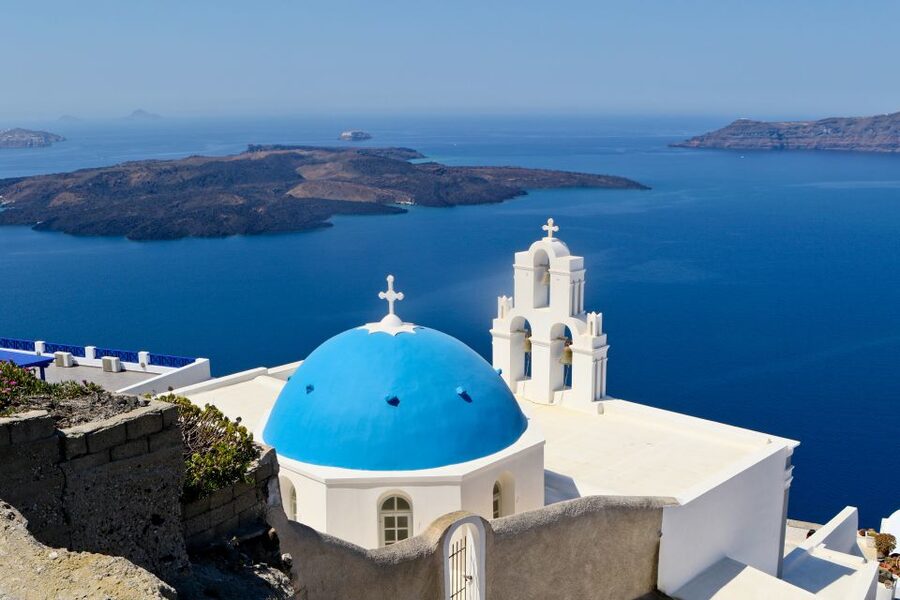 Santorini: Discover Santorini Private 6 hours tour - Red Beach adds the island’s boldest geology