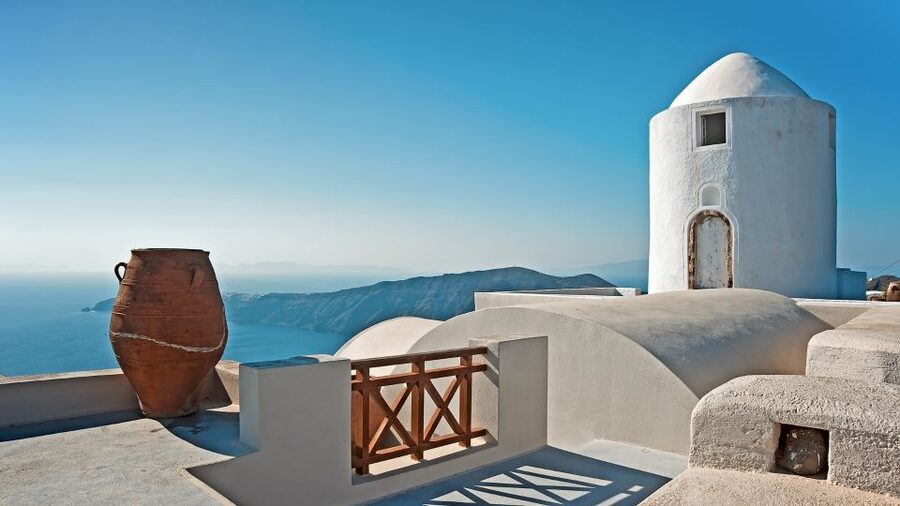 Santorini : Discover with Locals - Private Shore Excursion - Who will get the most from this tour?