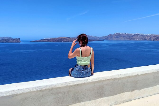 Santorini Essentials Half Day Private Sightseeing Tour - Oia, the famous finish with a time limit