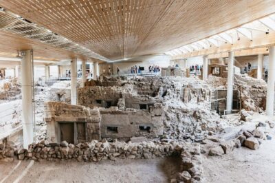 Experience Akrotiri with a Licensed Tour Guide