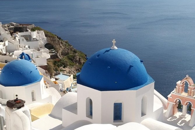 Santorini First-time Visitors Private Tour with Wine Tasting - A traditional village and flexible routing