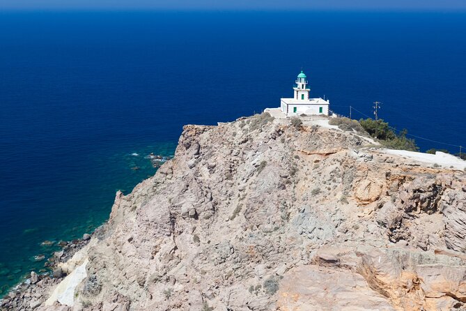 Santorini: Full Island Tour & Sunset with Local Guide & Pick-up - Red Beach and Santorini’s volcanic beginnings