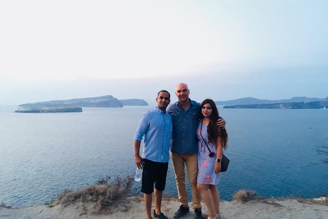 Santorini Highlights: 5-Hour Private Tour with Wine-Tasting - Perissa’s black volcanic beach