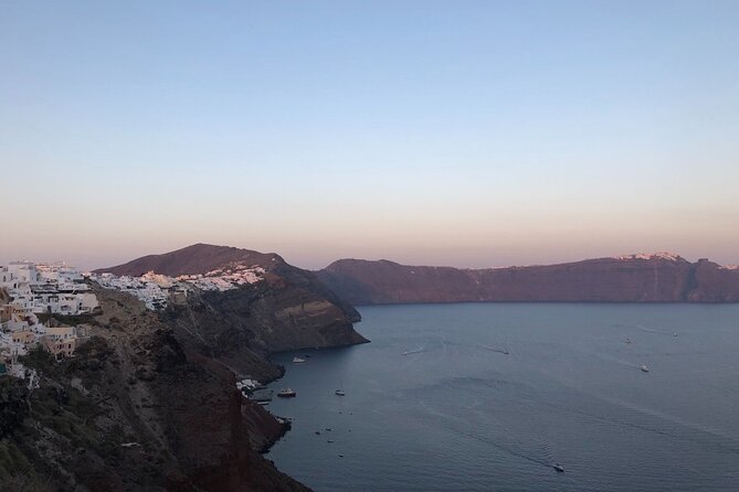 Santorini Highlights: Private Sightseeing Tour in Santorini - Megalochori and old Santorini architecture