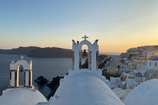 Santorini Highlights: Private Sightseeing Tour in Santorini - Oia: beautiful, crowded, and worth an early look