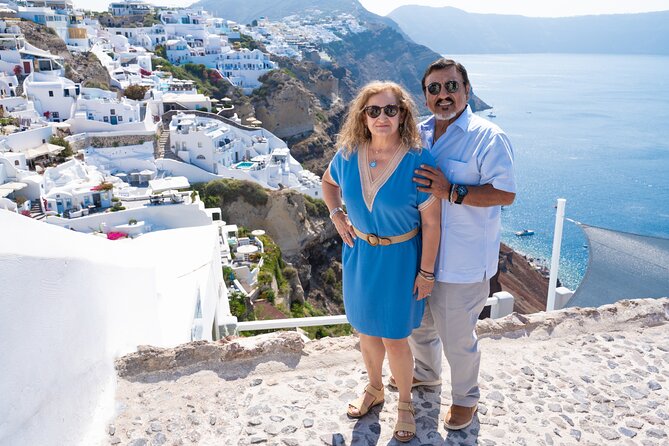 Santorini Highlights Private Tour 6 hours, pick up/ drop included - Pyrgos Castelli: a traditional village pause